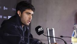 Alcaraz lancia l’allarme: “Mi sento schiavo del tennis”. Djokovic replica e lancia una frecciatina all’ATP