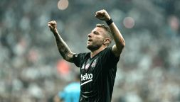 Immobile da record in Turchia: il tris con cui eguaglia Okaka e Balotelli. Il Besiktas lo scarica, Torino e Genoa ci pensano