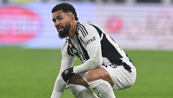 Juventus, Douglas Luiz dopo lo sfogo anche i problemi d’amore: è finita con Alisha Lehmann? E il club vuole punirlo