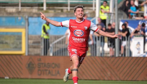 Serie B: il Mantova vince in rimonta a Brescia, il Frosinone beffa il Cosenza nel finale. Colpo Modena in casa del Pisa