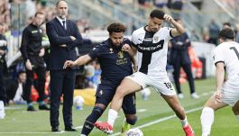 Parma-Juventus, moviola: polemiche per due rigori negati, graziato Kolo Muani
