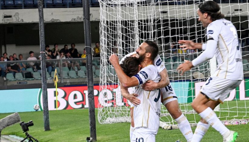 Pagelle Verona-Cagliari 0-2: i rossoblù espugnano il Bentegodi e si avvicinano alla salvezza