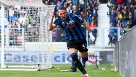 Atalanta-Bologna 2-0 pagelle: Retegui fa tutto ma attacca Gasperini. Lucumi-Beukema mettono a rischio la Champions