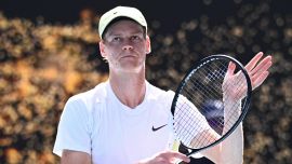 Sinner choc: “Ho pensato di mollare”. La replica agli attacchi della Pellegrini sul doping. Djokovic salta Roma