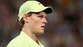 Doping, dopo il caso Sinner l'ITIA cambia regole: atleti sempre in vista prima dei test, pure sotto la doccia