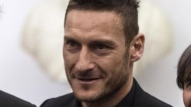Totti a Mosca per l'evento International Rb Award dopo le polemiche e l'ultima frecciata di Ilary: 'Cifra a sei zeri'
