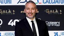 Zambrotta rivela la rara condizione che riguarda le sue ginocchia: "Dovrò operarmi". Il problema