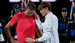 Zverev sfida Sinner: "Voglio batterlo in finale a Roma". E Medvedev punge Jannik: "Chissà come tornerà"