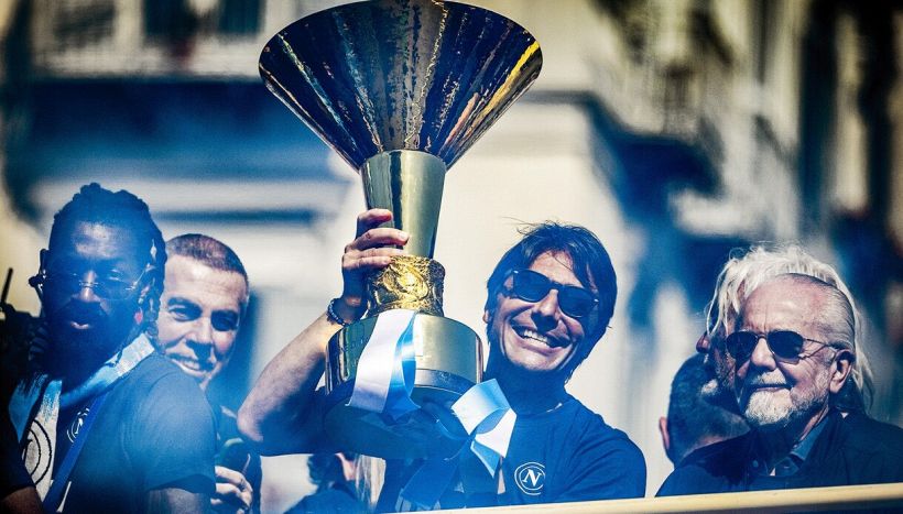 Napoli, il rischio gigante di Conte e l'ultima promessa di De Laurentiis