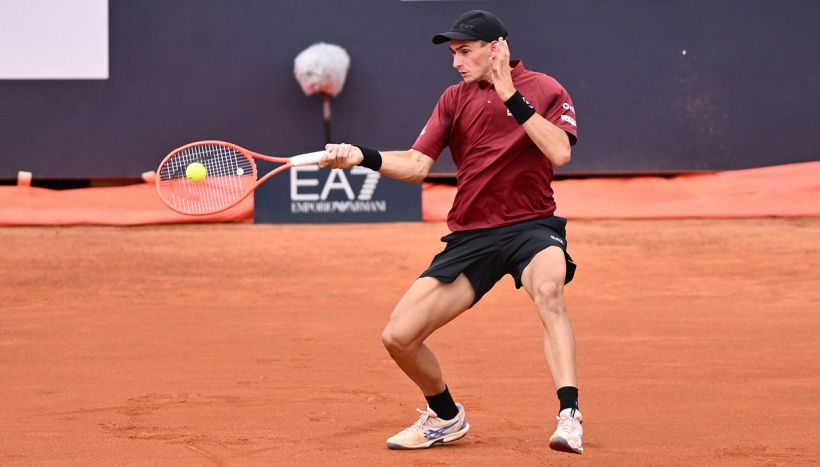 ATP 250 Ginevra, Arnaldi batte in rimonta Gaston e "punta" Djokovic ai quarti. "Bella reazione, ci voleva"
