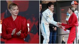 F1, Charlene di Monaco vestita di rosso Ferrari consola Leclerc: la principessa ruba la scena sul podio