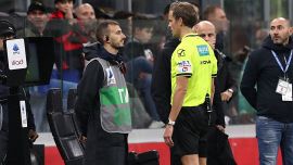 Inter-Lazio e Parma-Napoli, è bufera sul Var: rigori dati e tolti nel finale, Inzaghi e Conte espulsi