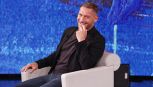 Roma, Totti da impazzire: show a Ballando con le stelle, la battuta virale