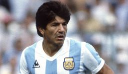 Argentina, morto Galvan "il maestro": campione del mondo nel '78, marcò Rossi e Graziani in Spagna