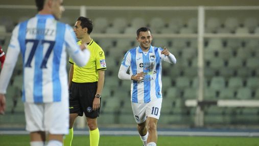 Pescara-Cerignola, moviola: l’arbitro perde la testa, espulso Foggia ma aveva ragione! La contestazione dei tifosi