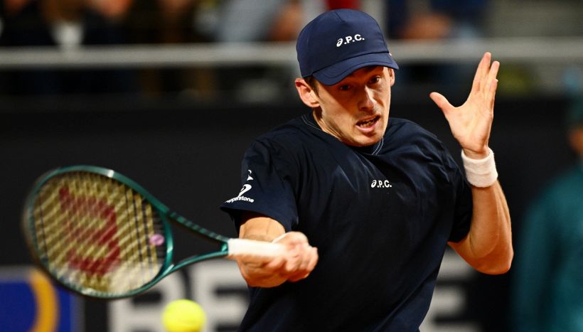 De Minaur e Nardi: il tifo diventa tossico. L’australiano a muso duro contro il pubblico, interviene il giudice di sedia