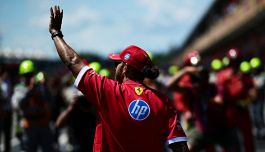 F1 Imola, Hamilton avvisa i rivali: "Stiamo arrivando". Ma Leclerc gela la Ferrari: "Non sono ottimista per Monaco"
