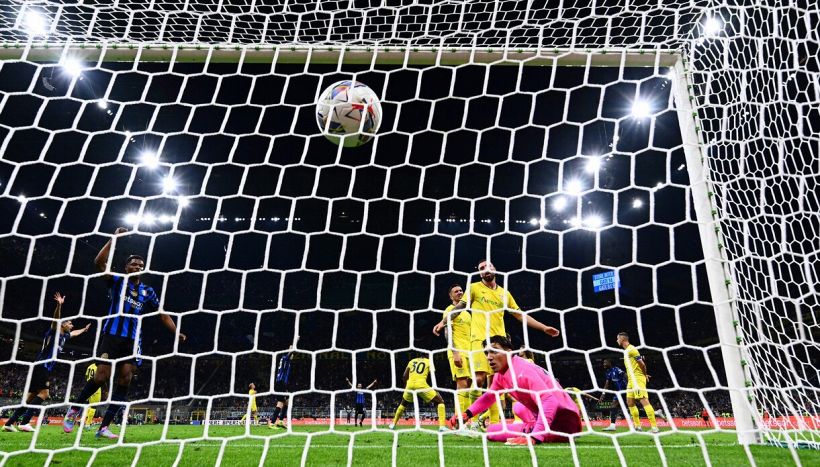 Inter, Bisseck fa esultare Milano dopo 45' ma è bufera sull'arbitro Chiffi