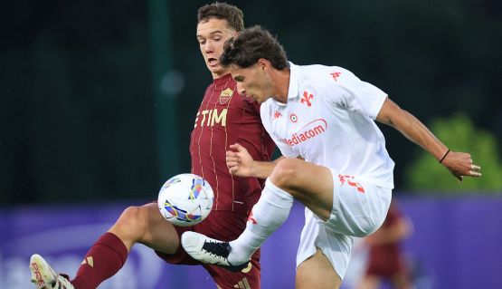 Roma-Fiorentina Primavera, moviola: l’arbitro non vede due rigori e tanti gialli