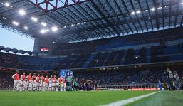 Milan, la contestazione continua a San Siro: Go Home e curva vuota, i tifosi contro la dirigenza