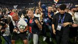 PSG, i tifosi francesi invadono il campo: la coppa in pericolo. Donnarumma e compagni si rifugiano negli spogliatoi