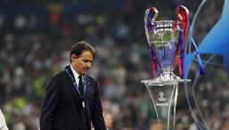 Inter, Bastoni fa mea culpa dopo la batosta, i tifosi prendono posizione su Inzaghi: striscione sotto casa