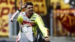 Roma-Fiorentina, Di Giannantonio porta la MotoGP all'Olimpico: giro di campo con la Ducati del team VR46