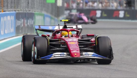 GP Miami, Hamilton e Leclerc scintille via radio: Ferrari, che pasticcio gli ordini di scuderia, cosa è successo