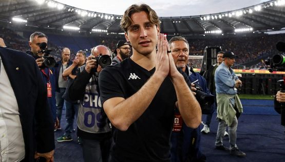 Roma-Fiorentina, Edoardo Bove in lacrime: l’omaggio da brividi per il ritorno all’Olimpico dopo il malore