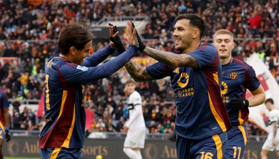 Roma, Dybala torna a parlare di addio: a tentarlo è Paredes, “ambasciatore” del Boca 