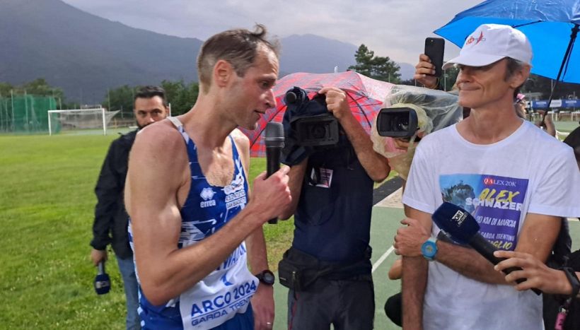 Schwazer torna a gareggiare a 40 anni, farà una 10 km in Veneto: la scelta a sorpresa e l’impegno nel calcio