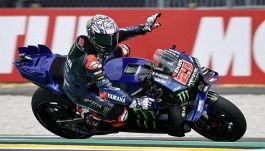 MotoGP Francia: Quartararo strega Le Mans, El Diablo in pole davanti a Marc e Alex Marquez. Bagnaia sesto delude