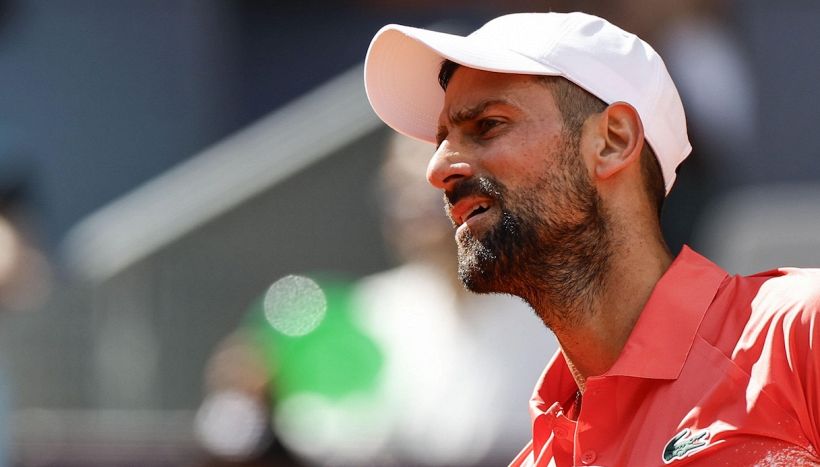 Djokovic con zero vittorie sulla terra, Mouratoglou lancia l’allarme sul Roland Garros: “Non è motivato”