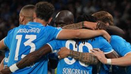 Napoli-Cagliari, il Prefetto chiede il secondo tempo sulla Rai in chiaro: no della Lega, ma si tratta 