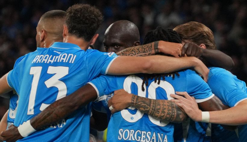 Napoli-Cagliari, il Prefetto chiede il secondo tempo sulla Rai in chiaro: no della Lega, ma si tratta 