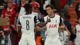 Europa League, pagelle Tottenham-Manchester United 1-0: Johnson e Vicario mettono fine al digiuno degli Spurs, Fernandes delude