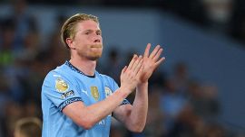 Napoli, il sogno continua: De Bruyne è a un passo. De Laurentiis stuzzica Conte, la mossa per convincerlo