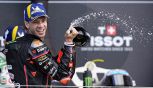 MotoGP Silverstone, Bezzecchi trionfa e Rivola punge Martin: 'Con l'Aprilia si vince'. La rabbia di Marquez: 'Solo fortuna'