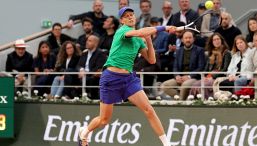 Roland Garros, Sinner esulta e ringrazia l’amico tifoso Donnarumma: poi il pensiero di Jannik per Nadal