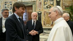 Il Napoli incontra Papa Leone XIV in Vaticano: l’omaggio al Pontefice dei campioni d’Italia