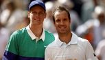 Roland Garros, Sinner devastante in campo e tenero fuori: prima il dominio, poi l’abbraccio e la dedica a Gasquet