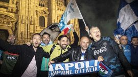 Scudetto: Piazza Duomo diventa provincia di Napoli, polemica per la festa dei tifosi azzurri