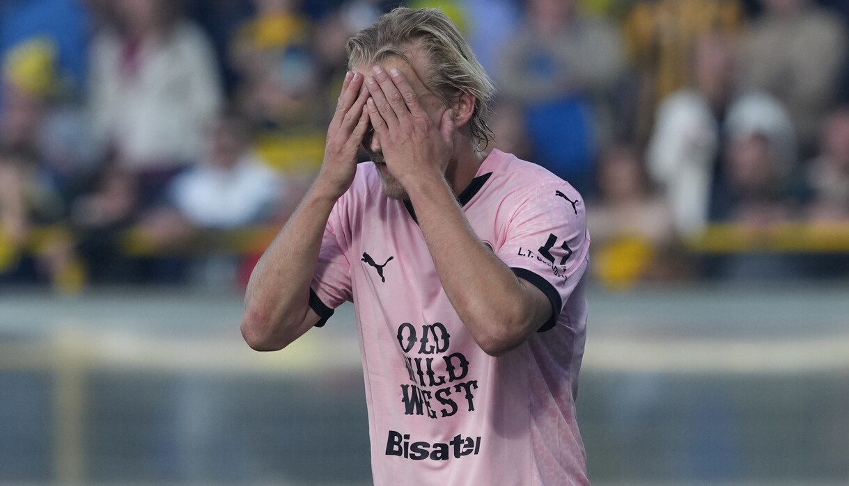 https://wips.plug.it/cips/sport.virgilio.it/cms/2025/05/juvestabia-palermo-serie-b.jpg
