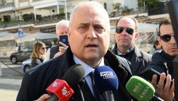 Furia Lazio, dura replica al falconiere e alla telefonata rubata a Lotito diventata virale