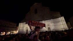Coppa Italia, a Bologna esplode la festa: migliaia in piazza Maggiore