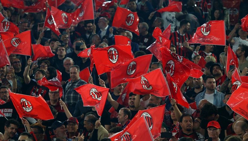 Milan, tifosi sul piede di guerra: protesta clamorosa per l'ultima contro il Monza