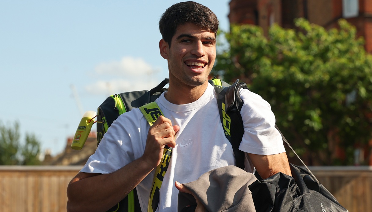 https://wips.plug.it/cips/sport.virgilio.it/cms/2025/06/alcaraz.jpg