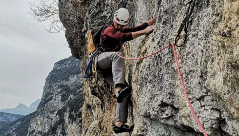 Morto in montagna Cristian Brenna mito dell'arrampicata, il ricordo di Mauro Corona, Hervé Barmasse e del mondo del climbing