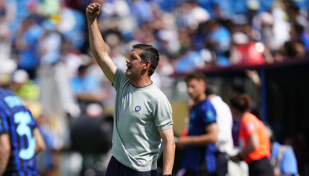 https://wips.plug.it/cips/sport.virgilio.it/cms/2025/06/chivu-3.jpg