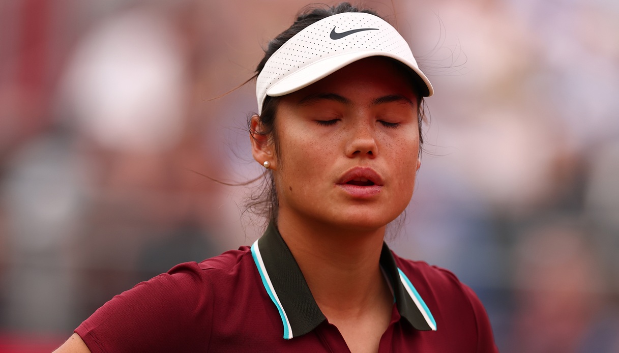 https://wips.plug.it/cips/sport.virgilio.it/cms/2025/06/emma-raducanu.jpg